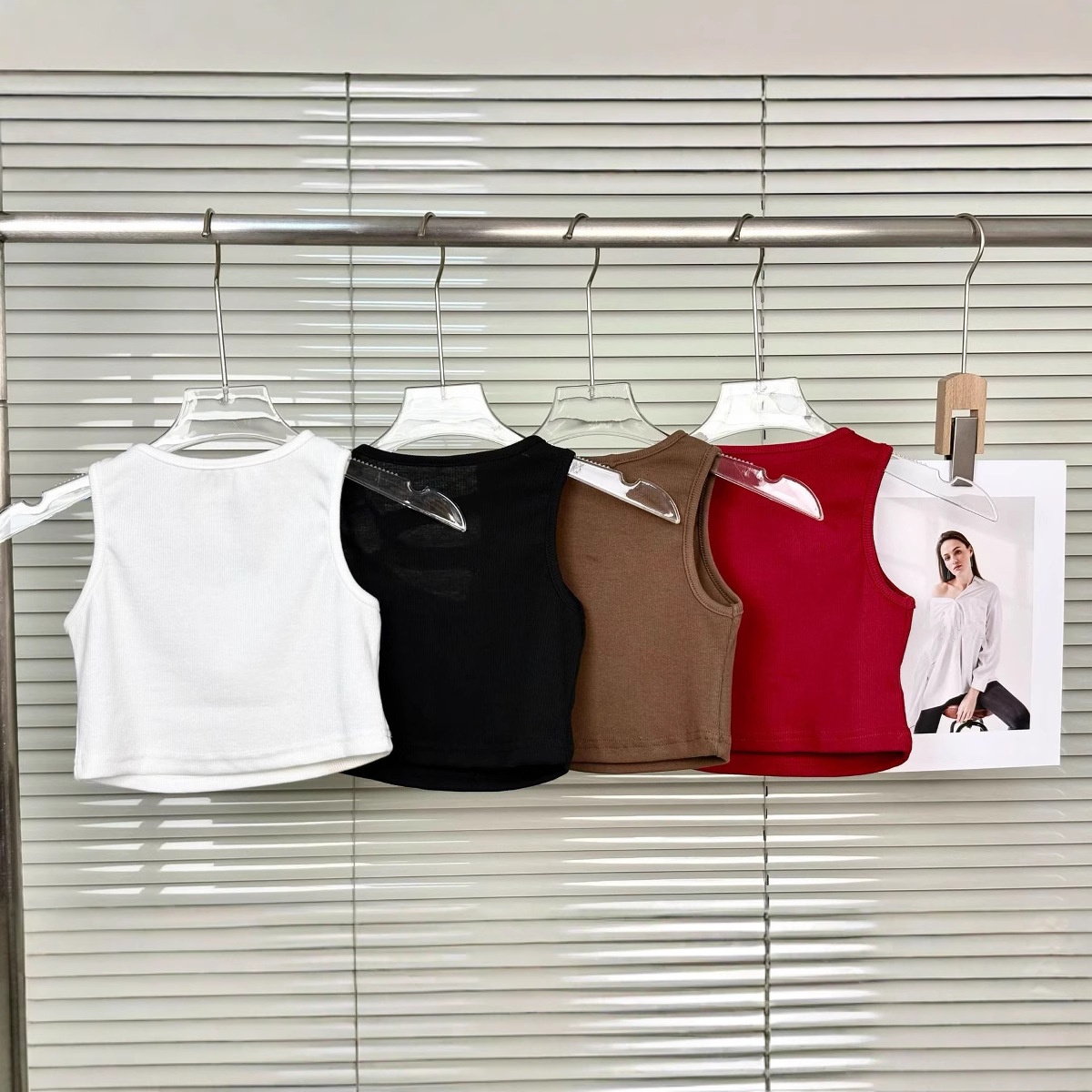 키즈 여아 민소매 골지 크롭 탱크탑 단색 베이직 슬림핏 - Tank Top Ribbed 리뷰 및 가격